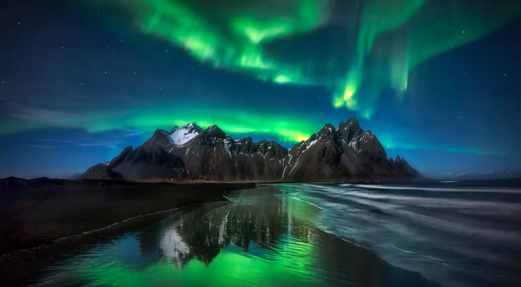 Best Places to Visit in Iceland - Northern lights