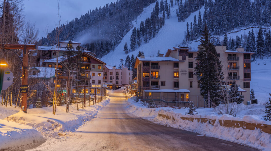 Best Ski Destinations in the USA - Taos, New Mexico