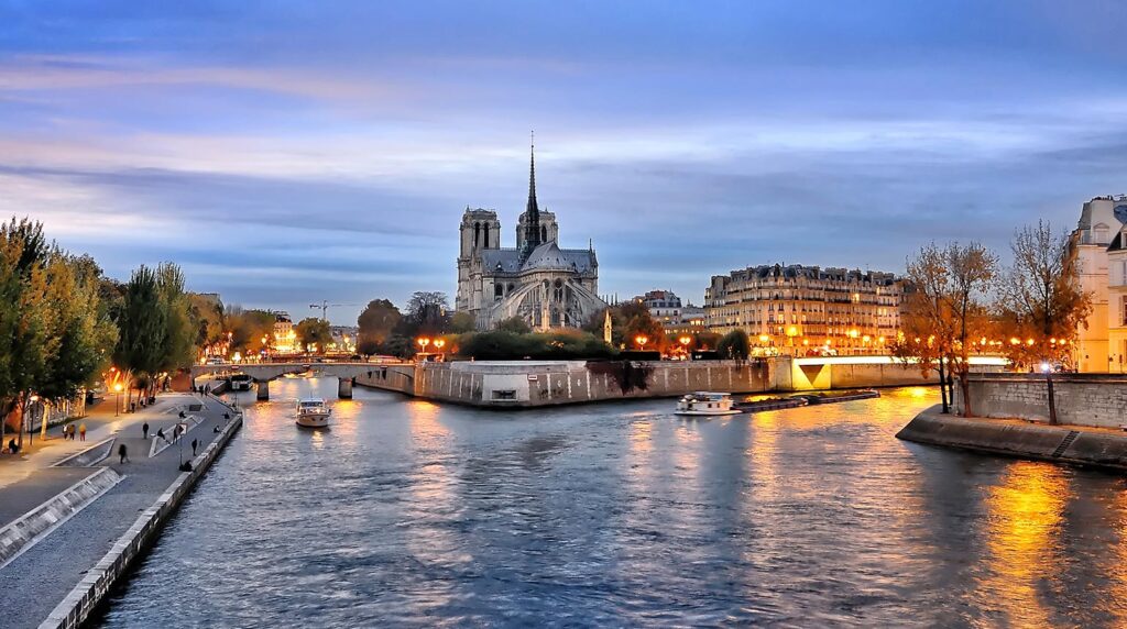 Picnic-Along-the-Seine